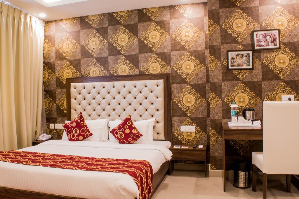Hotel Jsr Continental Dehradun Room photo